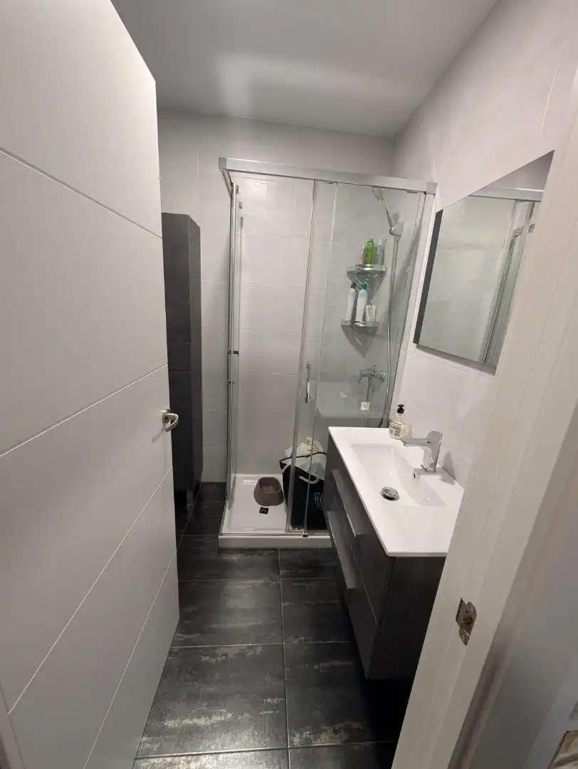 Badezimmer von Wohnung zum Verkauf in Málaga mit Klimaanlage und Terrasse