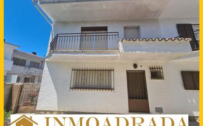 Außenansicht von Haus oder Chalet zum verkauf in La Adrada  mit Terrasse