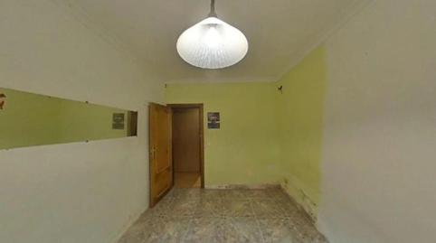 Foto 5 de Piso en venta en Ciutat Meridiana, Barcelona