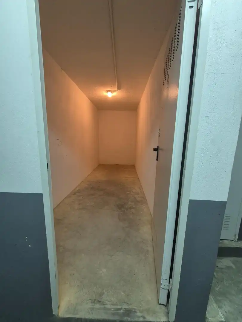 Flat for sale in Aldaia  with Air Conditioner, Private garden and Storage room