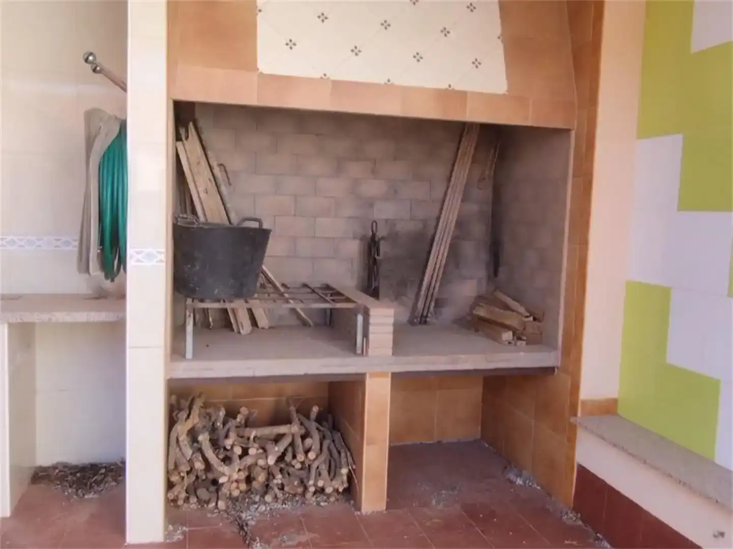 Kitchen of Ground floor for sale in Corral-Rubio, Albacete