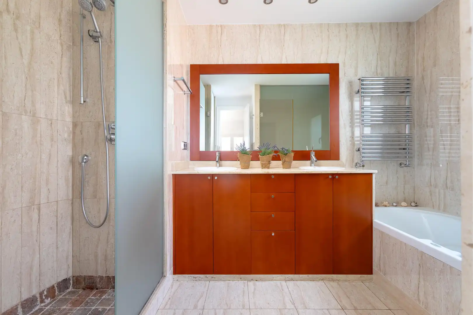 Baño de Casa o chalet en venta en Mataró con Aire acondicionado, Calefacción y Terraza