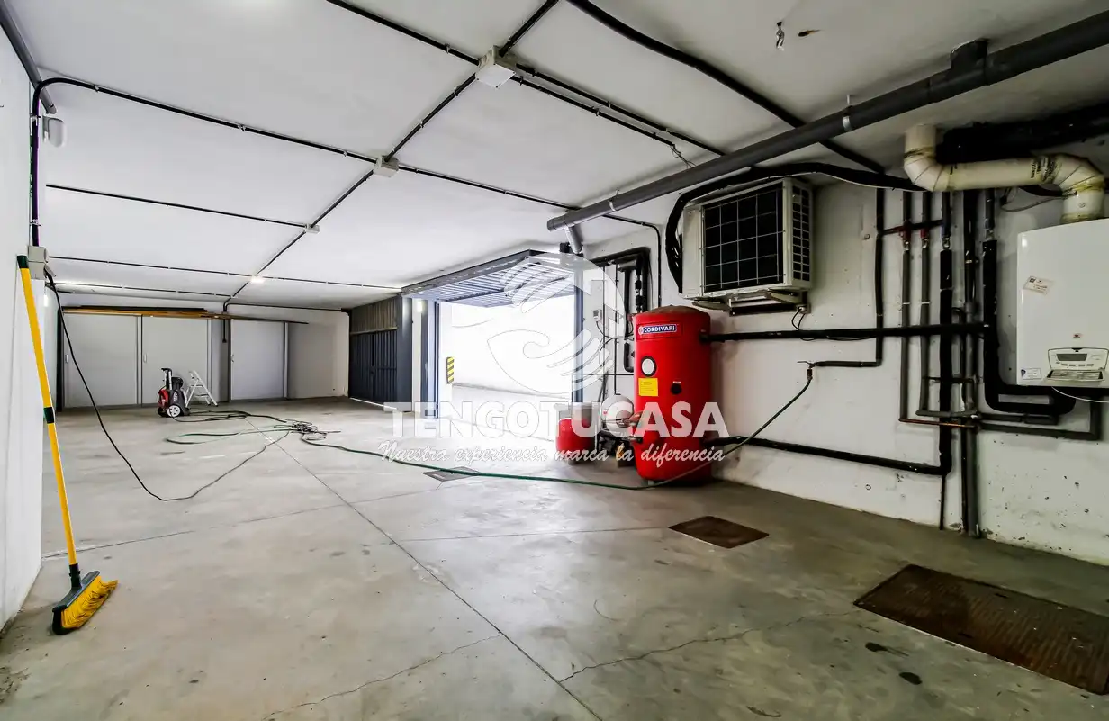 Detached homes for rent in Madrid  with Air Conditioner, Heating and Private garden