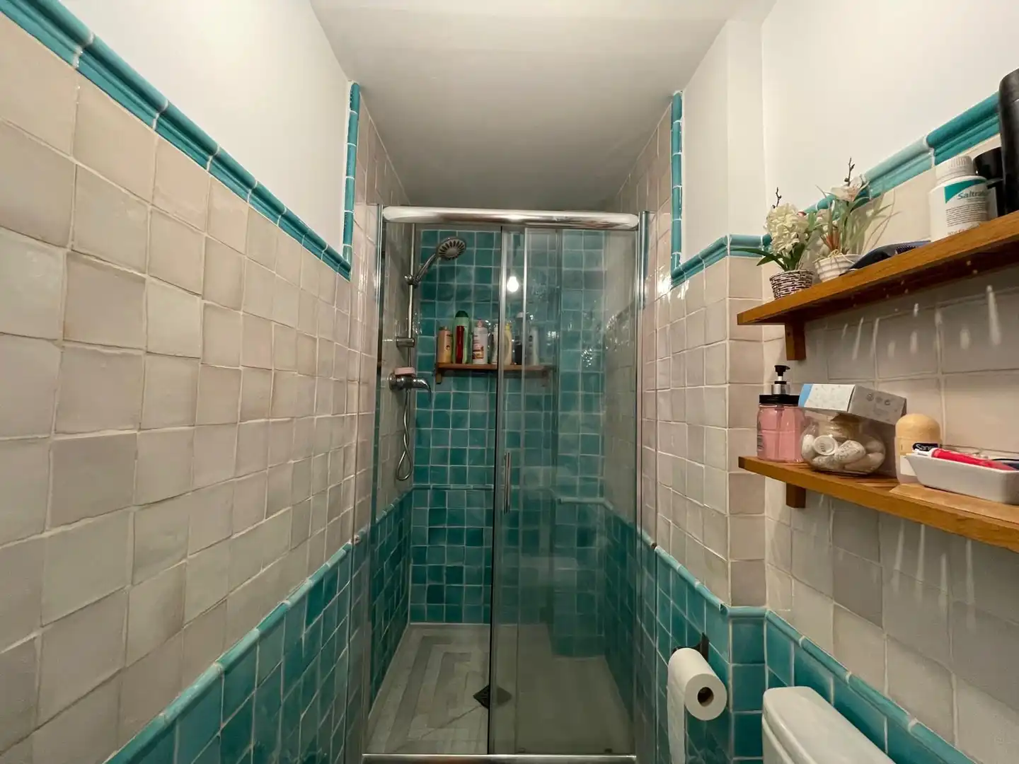 Baño de Apartamento de alquiler en El Rompido con Aire acondicionado, Calefacción y Amueblado