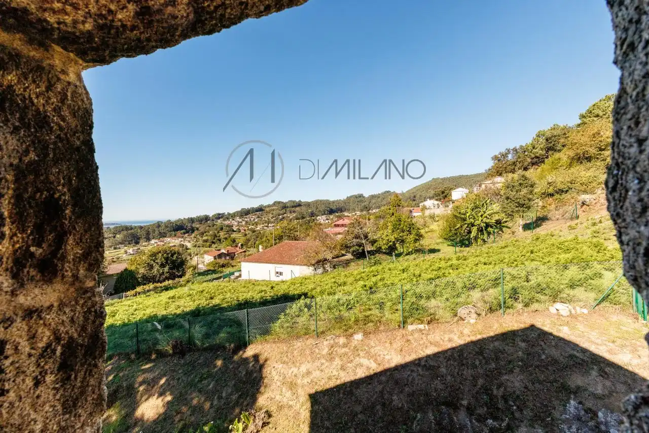Casa o xalet en venda en Nigrán amb Calefacció, Jardí privat i Terrassa