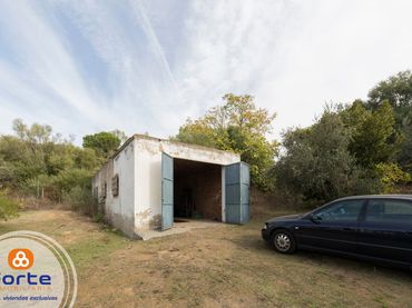 Rustikales Grundstück zum Verkauf in Almodóvar del Río