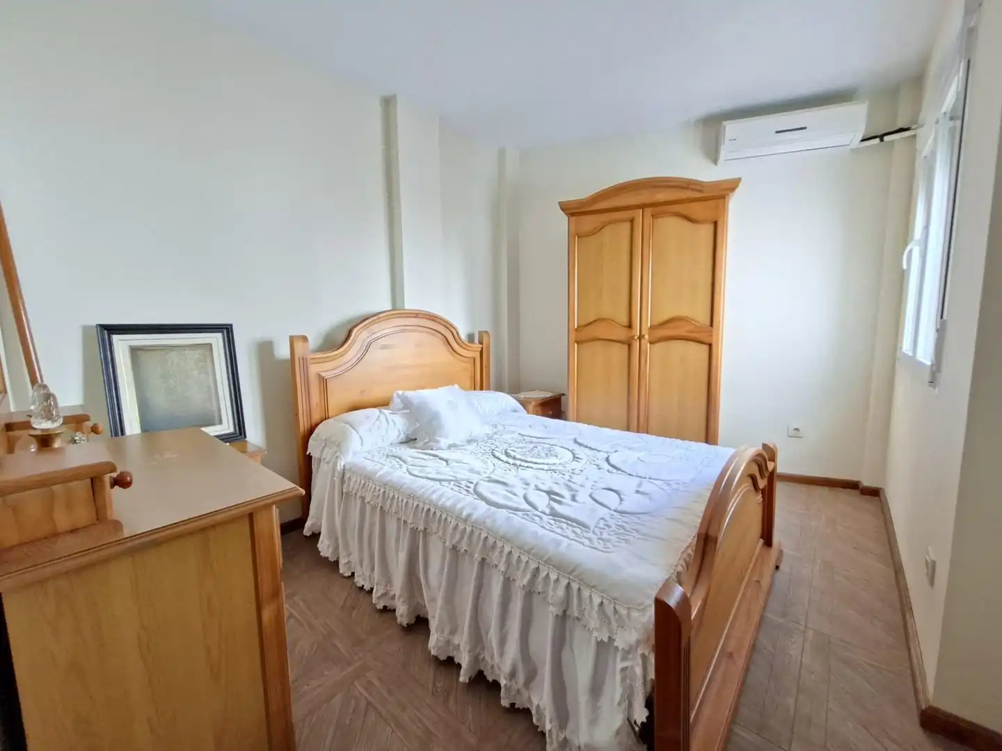 Habitación de Dúplex en venta en Badajoz con Aire acondicionado, Calefacción y Trastero