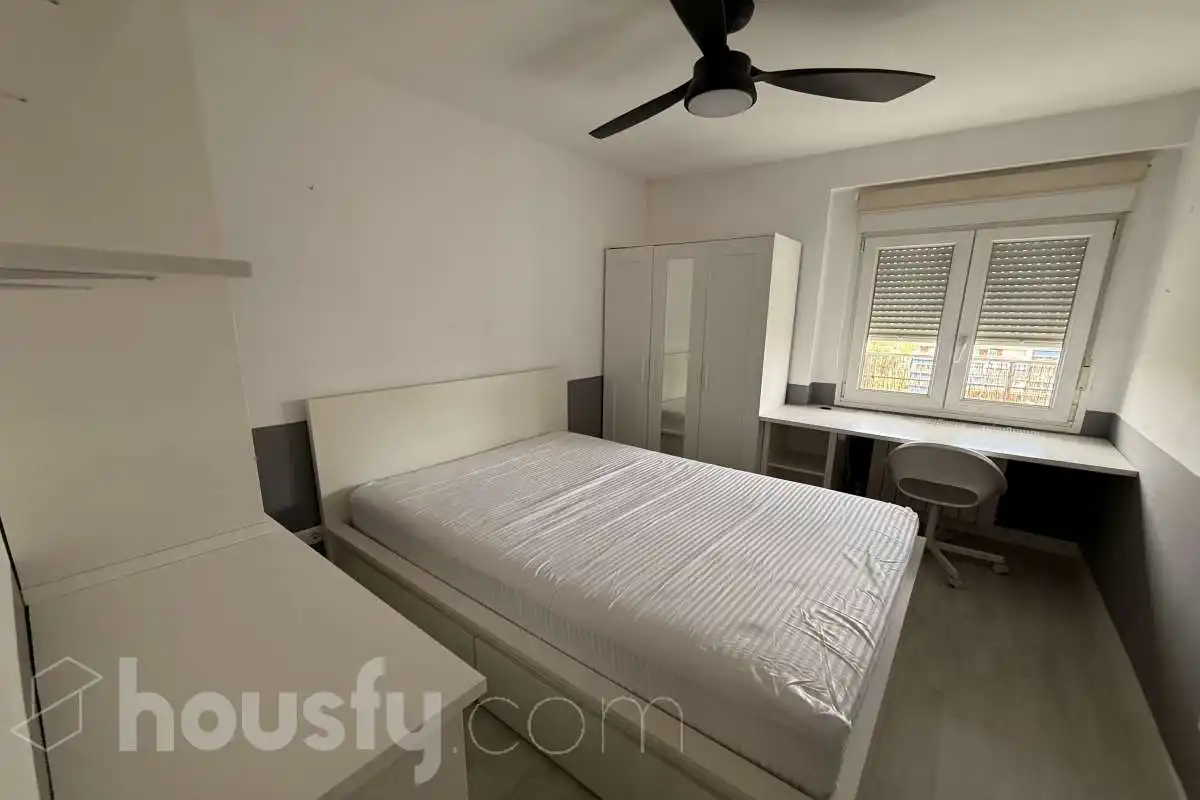 Piso con ascensor en alquiler en Calle Juan de Juanes ., imagen 15