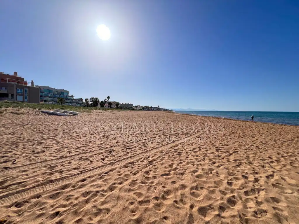 Apartments for sale in Carrer Llac Baikal, 3, L'Almadrava - L'Estanyó