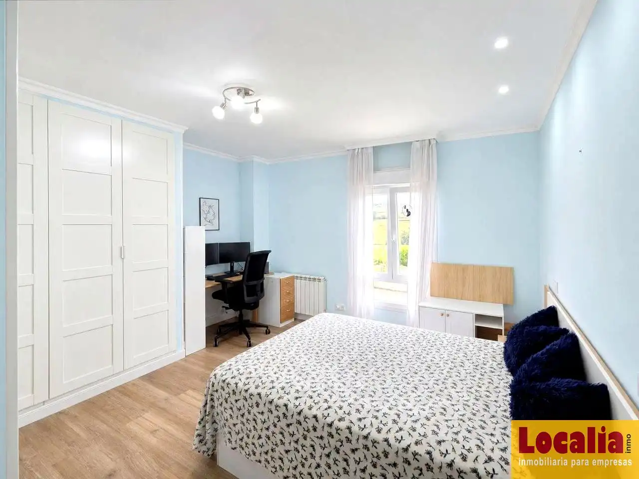 Habitación de Casa o chalet en venta en Miengo con Jardín privado, Terraza y Amueblado