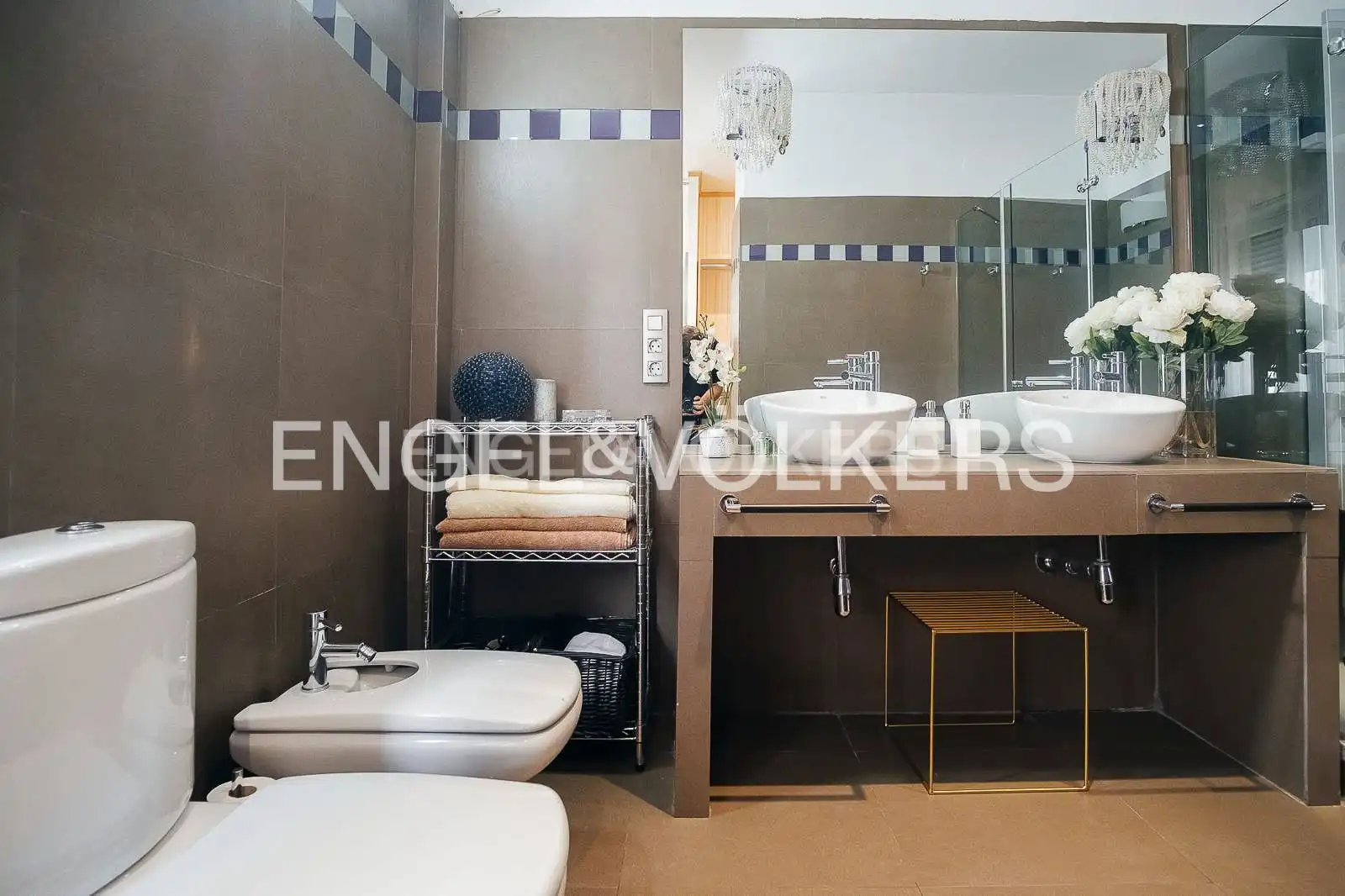 Bathroom of Flat for rent in Madrid  with Air Conditioner, Heating and Furnished