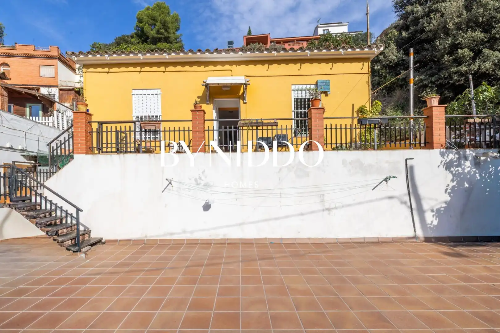 Exterior view of Houses for sale in Sant Cugat del Vallès  with Heating, Private garden and Terrace