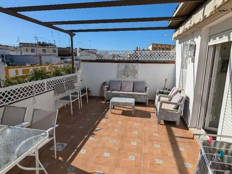 Terrasse von Dachboden zur Miete in Sevilla mit Klimaanlage, Heizung und Terrasse