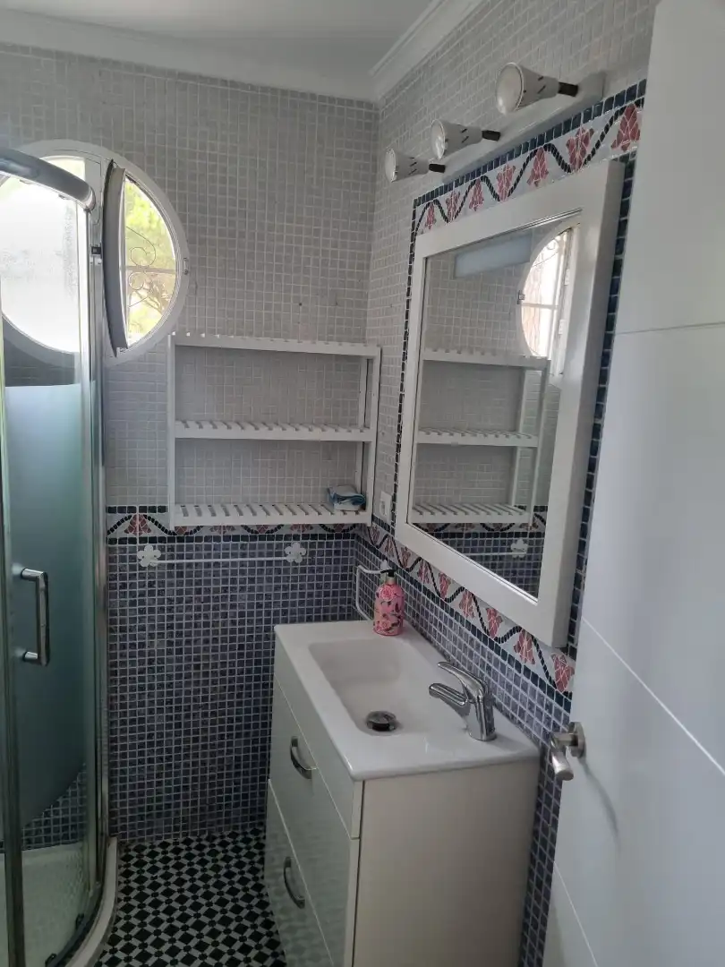 Bathroom of Apartments for rent in Chiclana de la Frontera  with Furnished, Oven and Washing machine