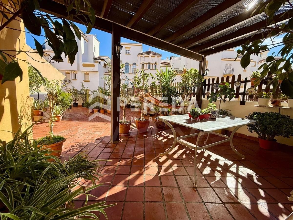 Terraza de Piso en venta en Roquetas de Mar con Jardín privado, Terraza y Balcón