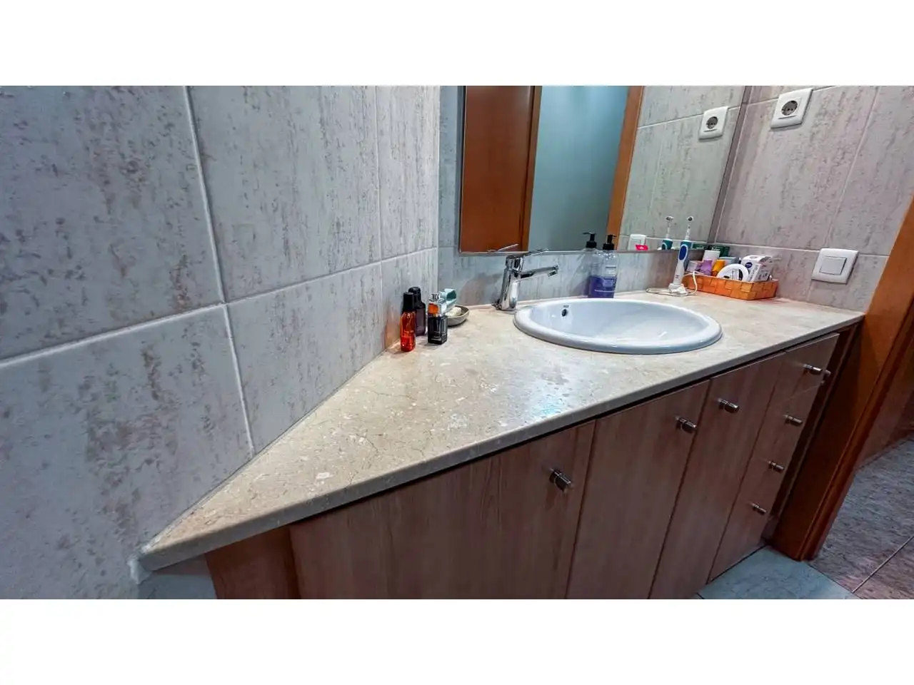 Baño de Piso en venta en Terrassa con Aire acondicionado, Calefacción y Balcón