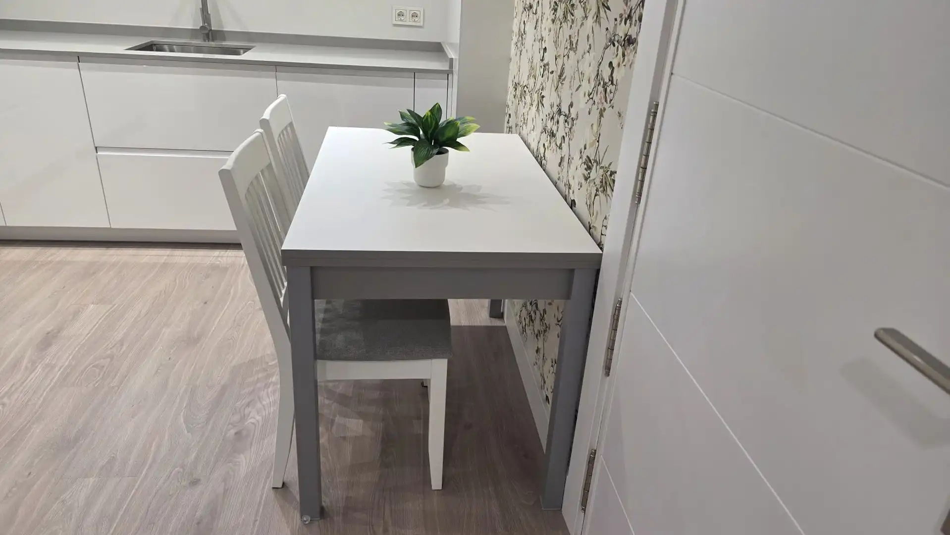 Comedor de Estudio de alquiler en Zaragoza con Amueblado