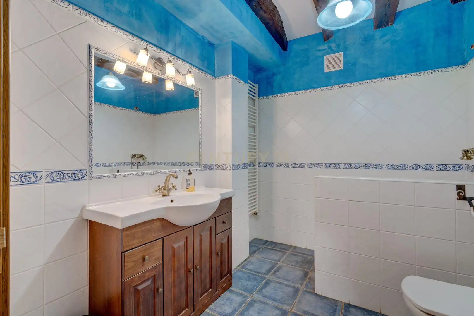 Bany de Casa o xalet en venda en Larraun