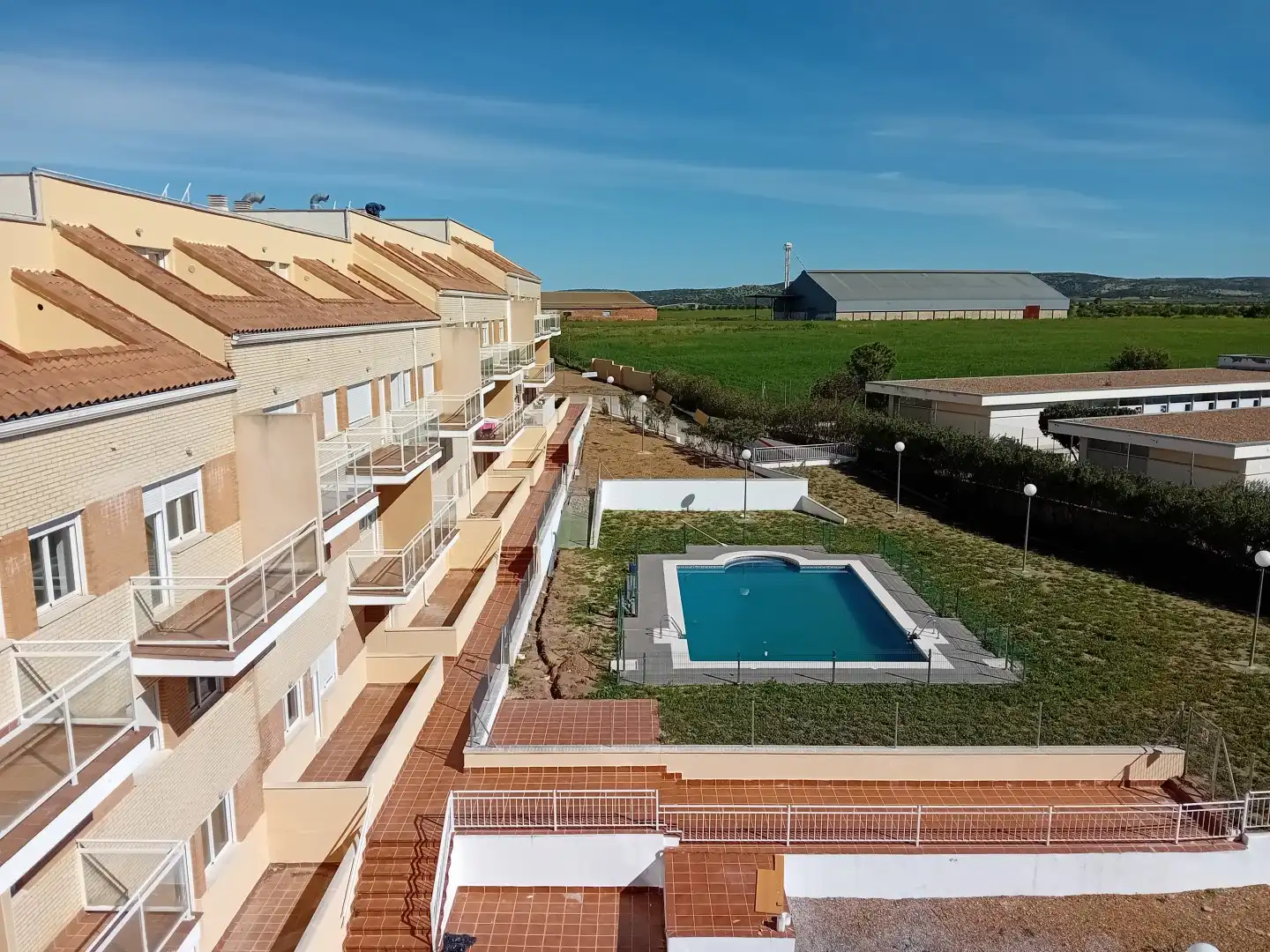 Swimming pool of Flat for sale in Pozuelo de Calatrava  with Storage room, Swimming Pool and Community pool