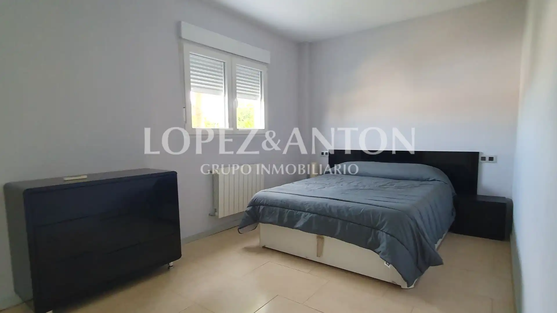 Houses for sale in L'Eliana  with Air Conditioner, Heating and Private garden