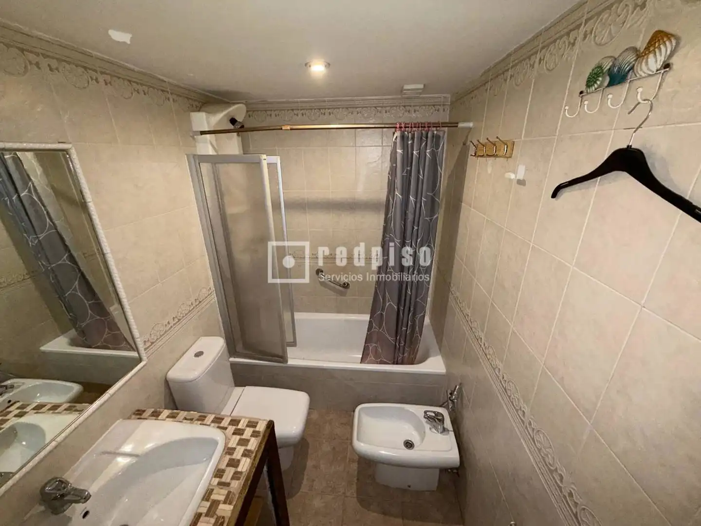 Baño de Piso en venta en Torrejón de Ardoz con Jardín privado, Terraza y Trastero