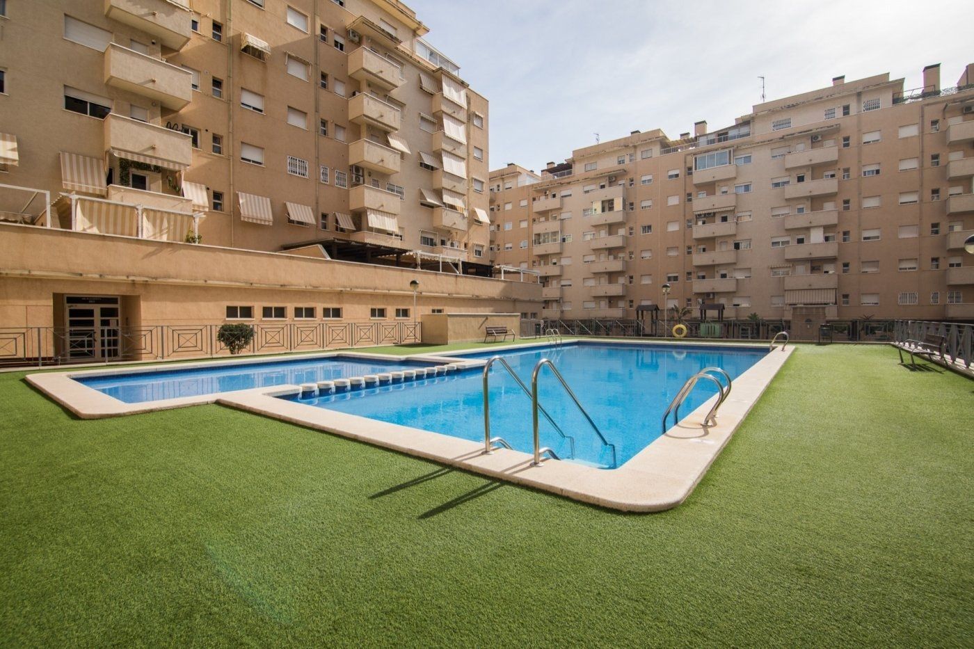 Schwimmbecken von Wohnung miete in Elche / Elx mit Klimaanlage, Balkon und Gemeinschaftspool