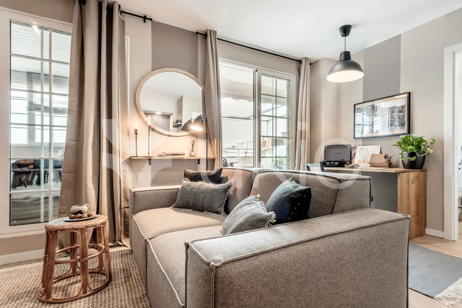 Living room of Apartments for rent in Madrid  with Air Conditioner, Terrace and Furnished
