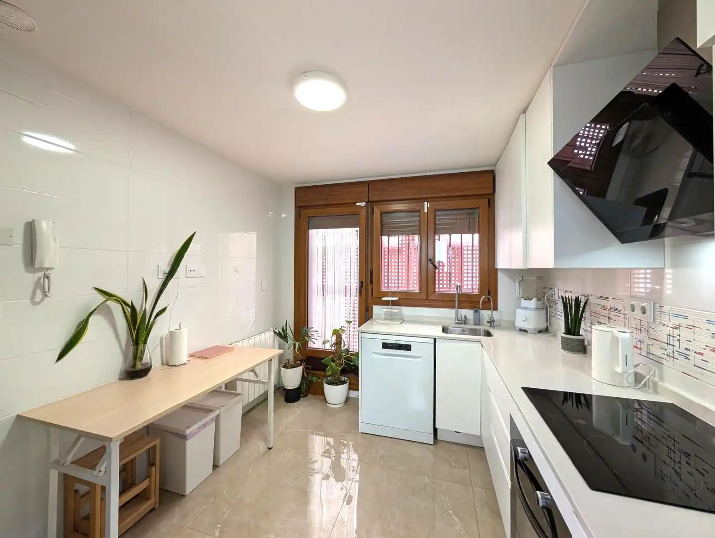 Casa adosada en venta en Calle RIU SEGURA, Castalla
