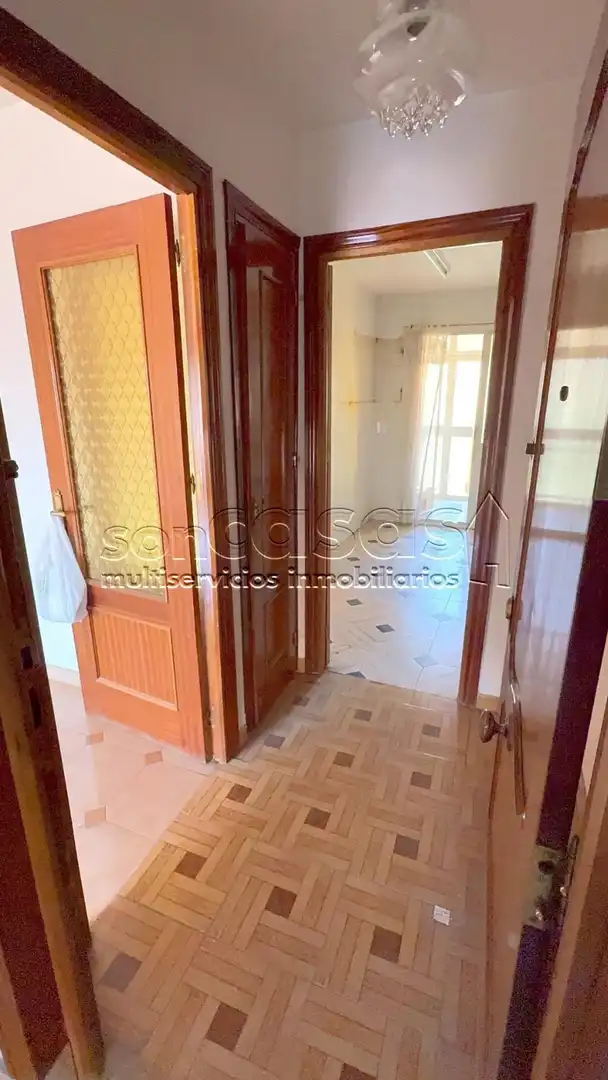 Piso en venta en Madrid con Calefacción y Terraza