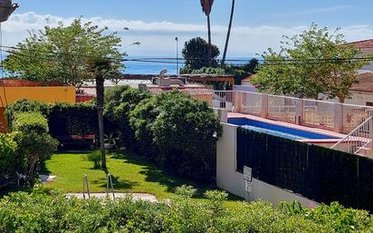 Vista exterior de Apartament en venda en El Puig de Santa Maria amb Terrassa i Balcó