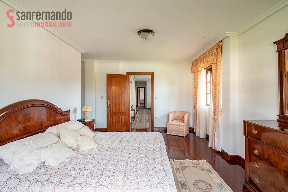 Habitación de Casa o chalet en venta en Penagos con Calefacción, Jardín privado y Parquet