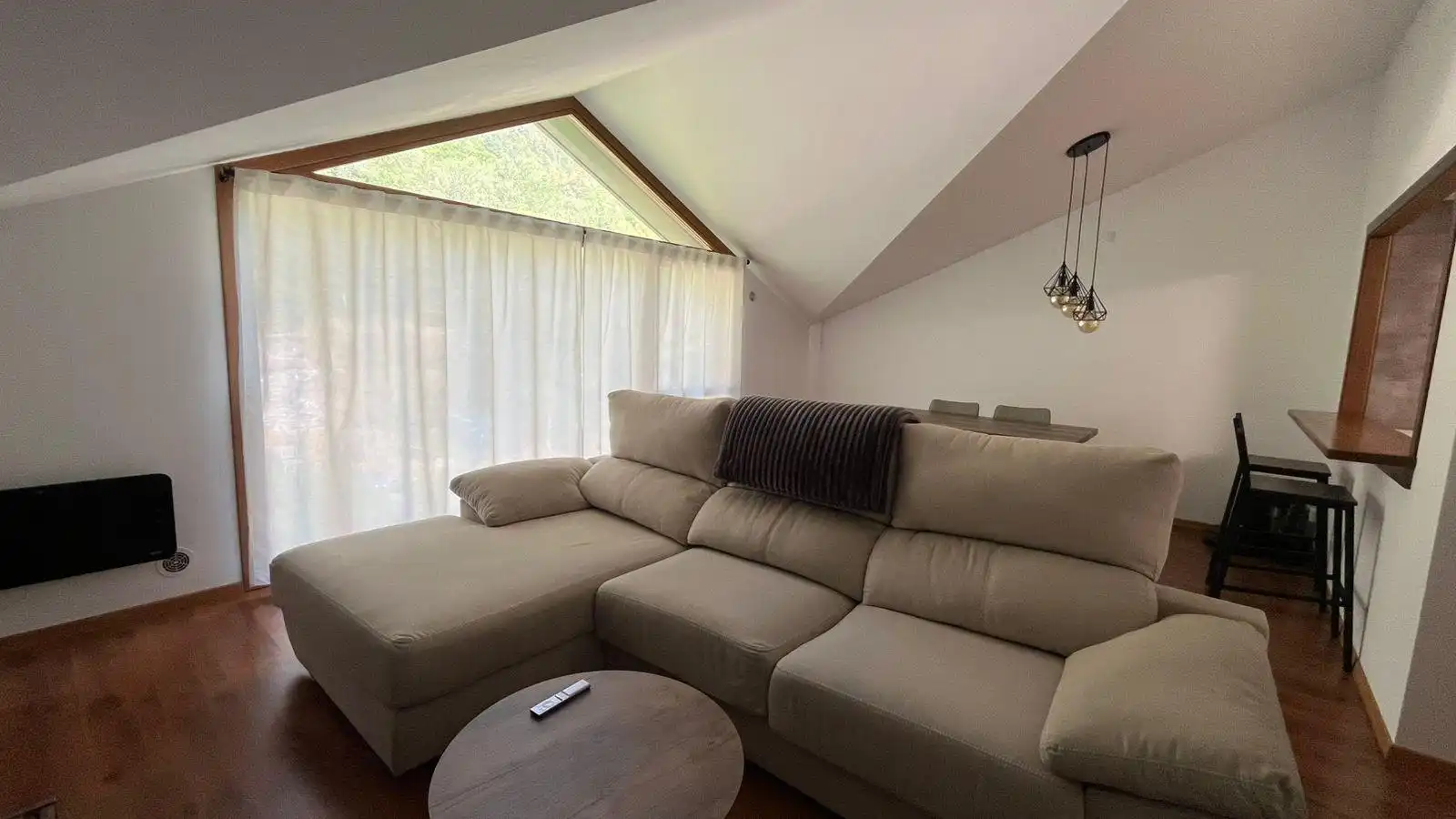 2-bedroom penthouse for rent in El Serrat, Ordino · 5 of 60