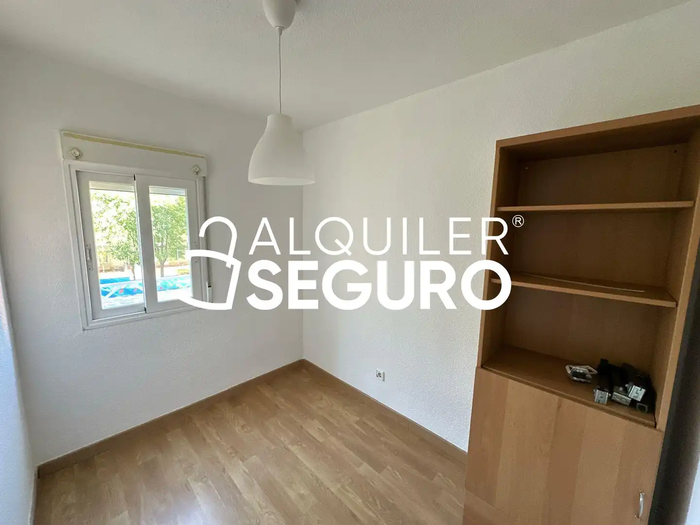 Bedroom of Flat for rent in Madrid  with Heating, Terrace and Furnished