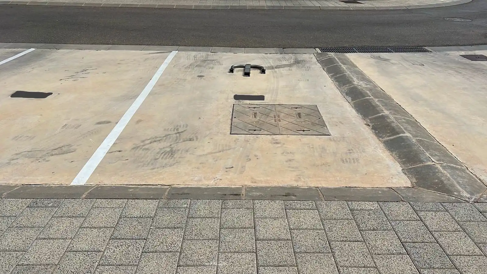 Parkplatz von Wohnung zur Miete in Pilar de la Horadada mit Klimaanlage, Heizung und Privatgarten