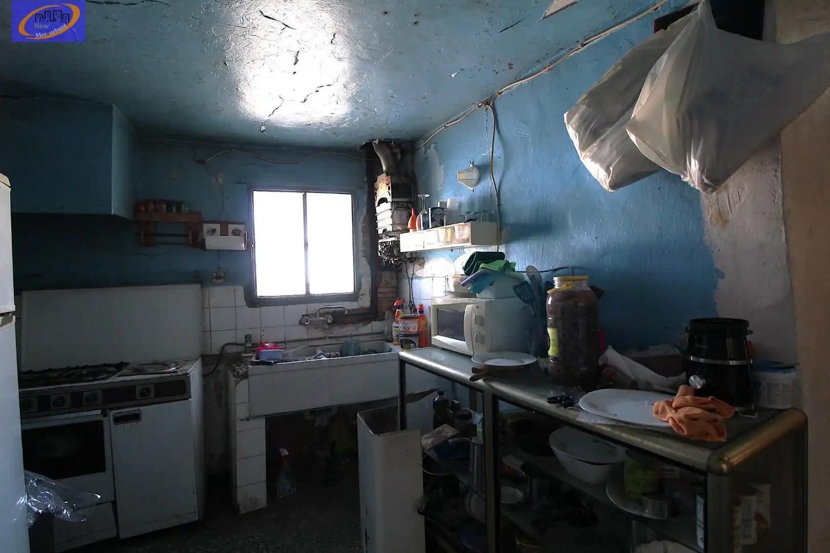 Kitchen of Houses for sale in Caudete de las Fuentes