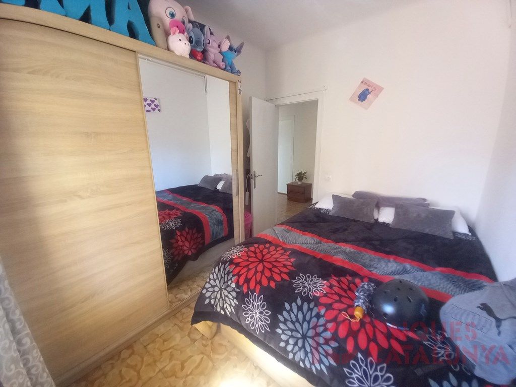 Habitación de Piso en venta en Girona Capital