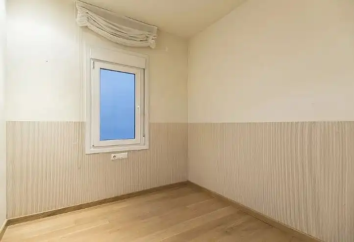 Habitación de Piso en venta en Barcelona con Calefacción, Parquet y Terraza