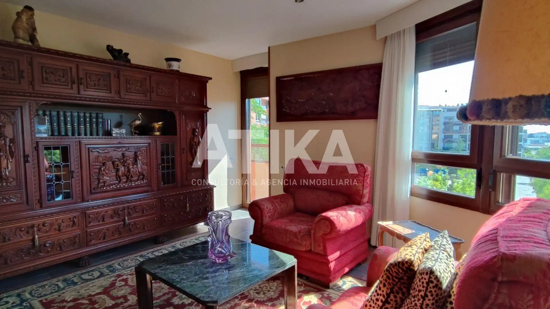 Sala de estar de Piso en venta en Ontinyent con Trastero, Amueblado y Balcón