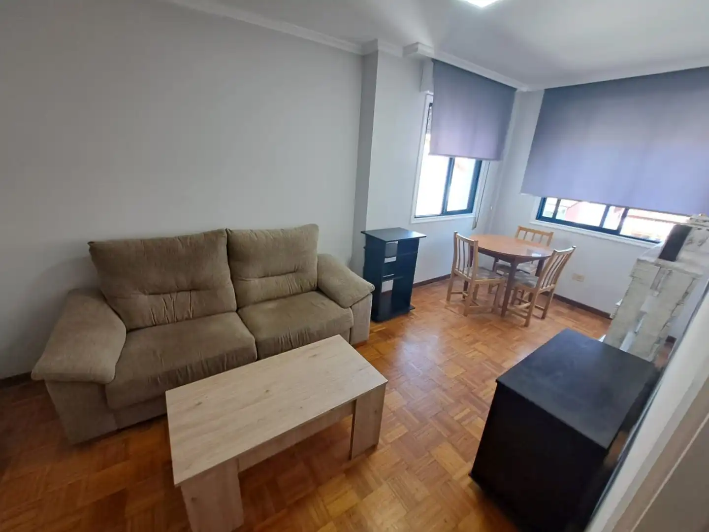 Living room of Flat for rent in Ourense Capital   with Heating and Furnished