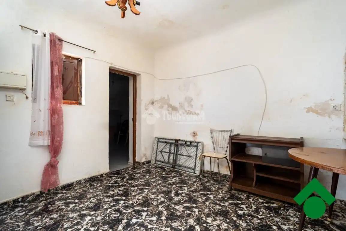 Casa aparellada en venda a Santa Fe, imagen 4