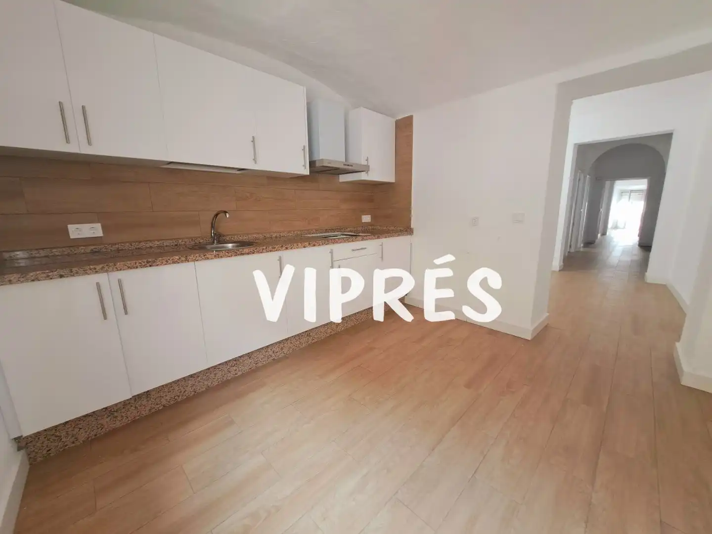 Küche von Wohnung zum Verkauf in Mérida mit Klimaanlage, Terrasse und Abstellraum