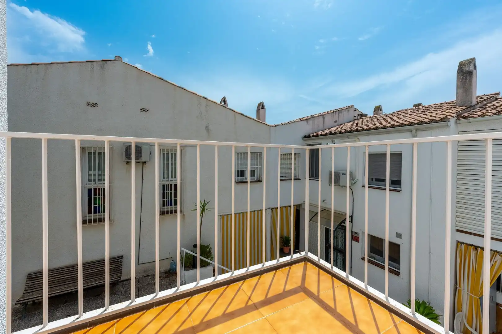 Terrassa de Casa adosada en venda en Cunit amb Aire condicionat, Calefacció i Jardí privat