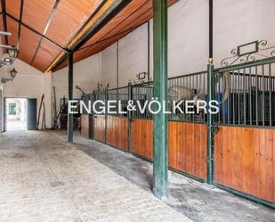 Country house zum verkauf in Valencina de la Concepción mit Klimaanlage, Heizung und Privatgarten