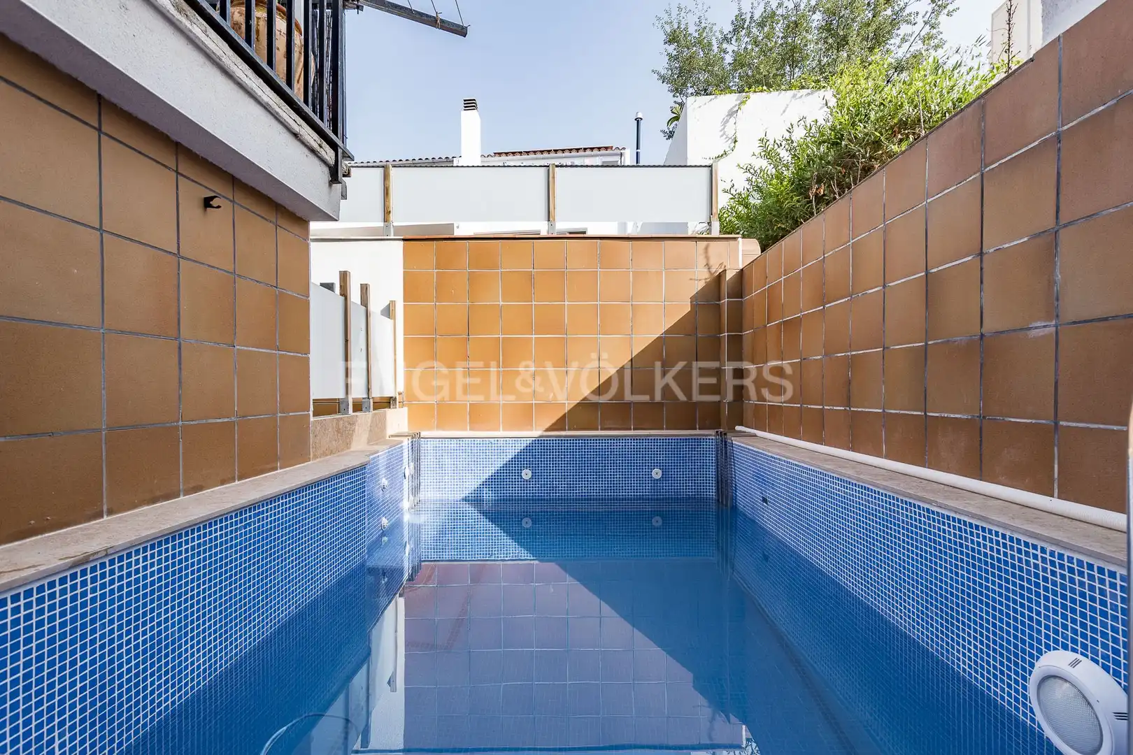 Piscina de Casa o xalet en venda en Premià de Mar amb Aire condicionat, Calefacció i Terrassa