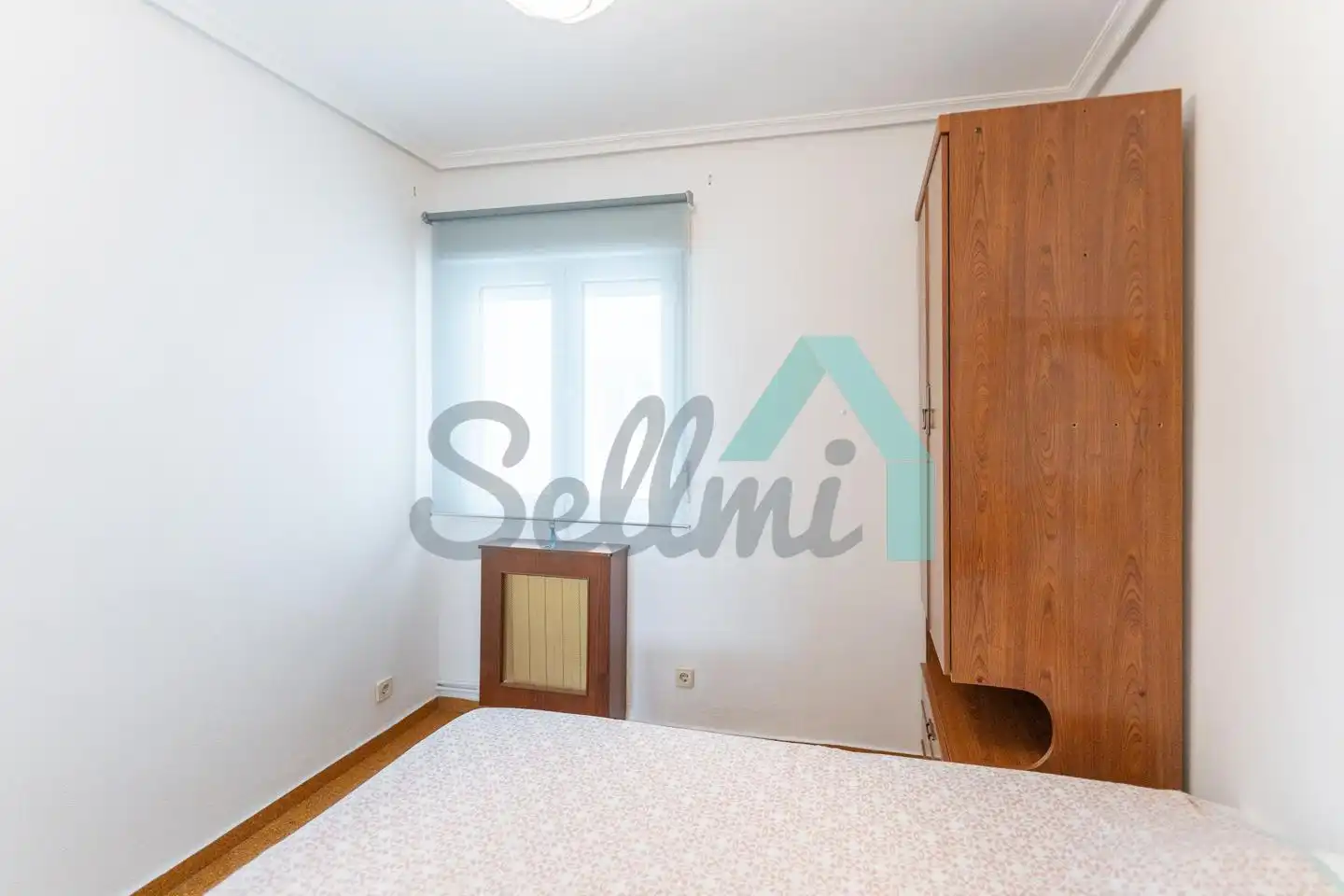 Schlafzimmer von Wohnung zur Miete in Oviedo  mit Heizung, Parkett und Terrasse