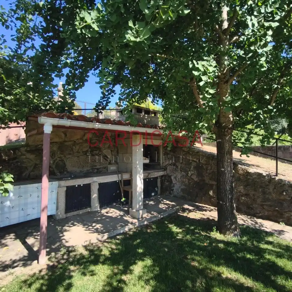 Jardí de Casa o xalet en venda en Mondariz amb Calefacció, Jardí privat i Terrassa