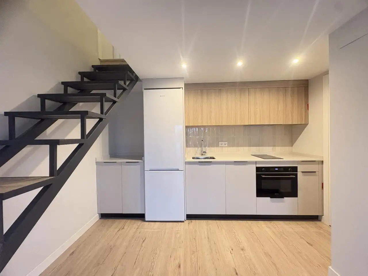 Kitchen of Duplexes for rent in Villa de Vallecas