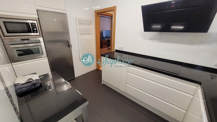 Kitchen of Flat to rent in Segovia Capital  with Heating and Terrace
