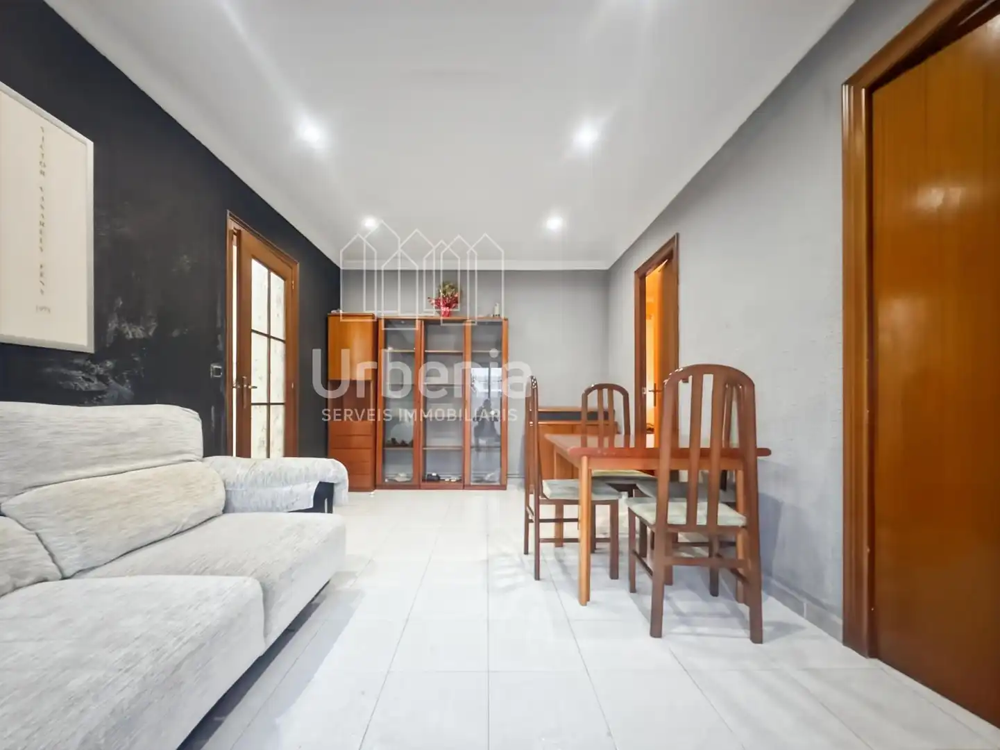 Außenansicht von Wohnung zum Verkauf in Canet de Mar mit Heizung und Terrasse