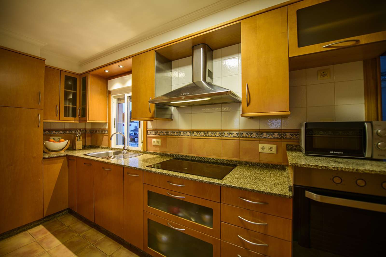 Kitchen of Apartment to share in Vigo   with Air Conditioner and Terrace